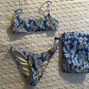 Triangl swimwear bikini!